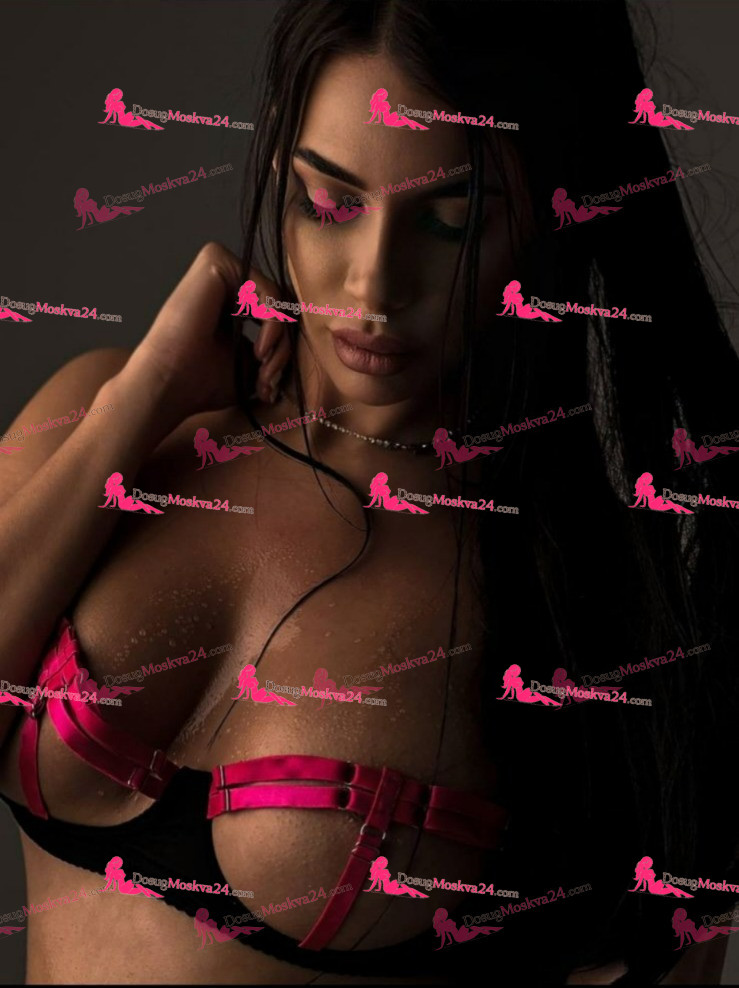 Проститутка Эльза - грудь 3, рост 176 см, вес 63 кг, цвет волос Шатенки, национальность Русские, Славянки