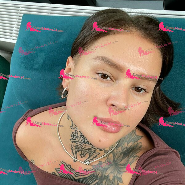 Проститутка Слава - грудь 3, рост 170 см, вес 65 кг, цвет волос Шатенки, национальность Русские, Славянки