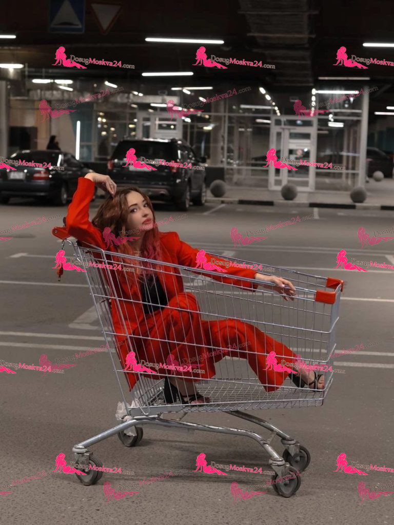 Проститутка Фрея - грудь 2, рост 160 см, вес 47 кг, цвет волос Брюнетки, национальность Русские, Славянки