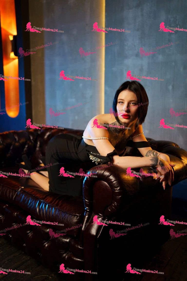 Проститутка Ксения - грудь 2.5, рост 167 см, вес 47 кг, цвет волос Брюнетки, национальность Русские, Славянки