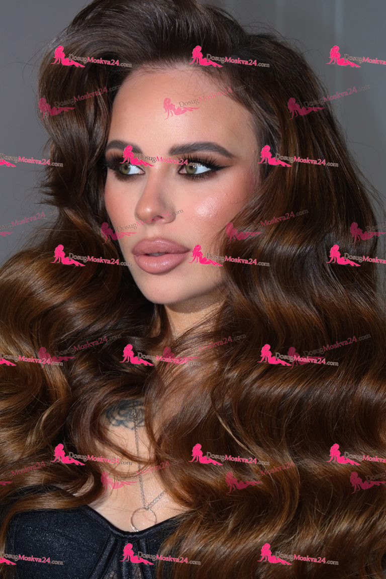 Проститутка Дейзи - грудь 1, рост 170 см, вес 50 кг, цвет волос Шатенки, национальность Русские, Славянки