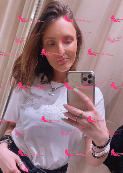 Проститутка Мерлин - грудь 1, рост 170 см, вес 54 кг, цвет волос Шатенки, национальность Русские, Славянки