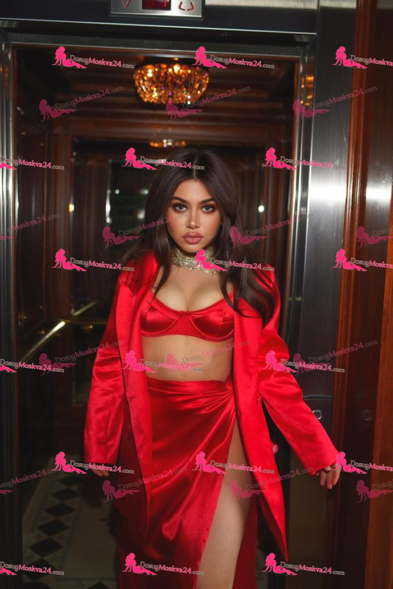 Проститутка Бьянка - грудь 3, рост 162 см, вес 56 кг, цвет волос Шатенки, национальность Русские, Славянки