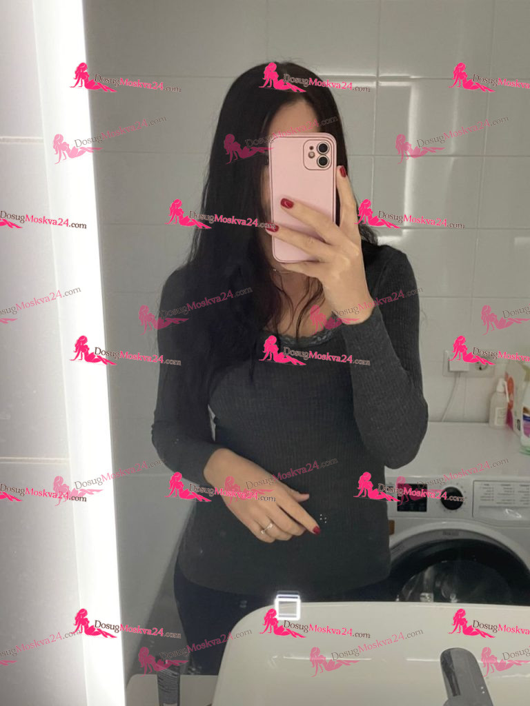 Проститутка Валерия - грудь 2.5, рост 173 см, вес 57 кг, цвет волос Шатенки, национальность Русские, Славянки