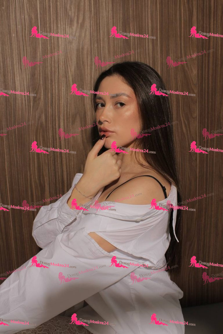 Проститутка Власта - грудь 1, рост 170 см, вес 53 кг, цвет волос Шатенки, национальность Русские, Славянки