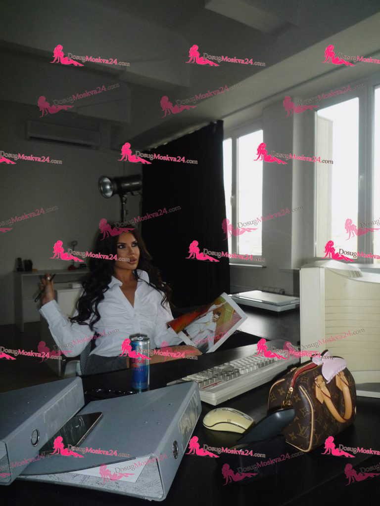 Проститутка Мари - грудь 2, рост 170 см, вес 54 кг, цвет волос Брюнетки, национальность Русские, Славянки