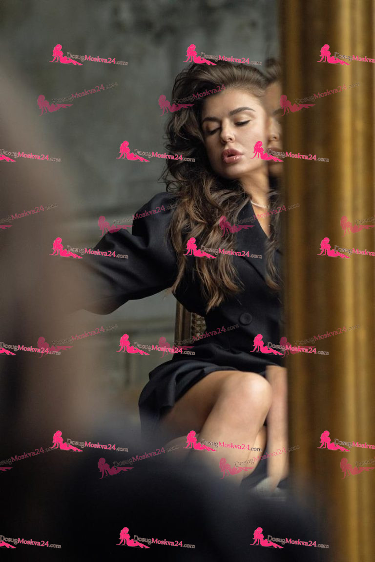 Проститутка Мэй - грудь 4, рост 164 см, вес 50 кг, цвет волос Шатенки, национальность Русские, Славянки