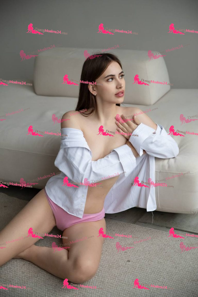 Проститутка Лола - грудь 2, рост 168 см, вес 52 кг, цвет волос Брюнетки, Рыжие, национальность Русские, Славянки