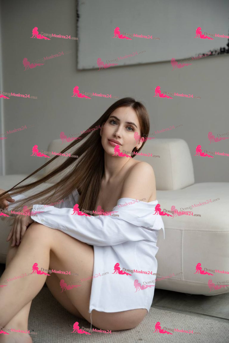 Проститутка Лола - грудь 2, рост 168 см, вес 52 кг, цвет волос Брюнетки, Рыжие, национальность Русские, Славянки