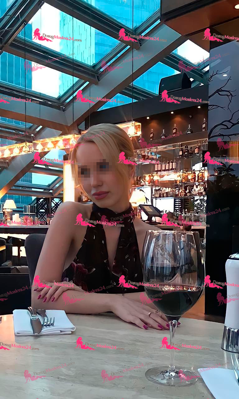 Проститутка Ева - грудь 2, рост 167 см, вес 50 кг, цвет волос Шатенки, национальность Русские, Славянки