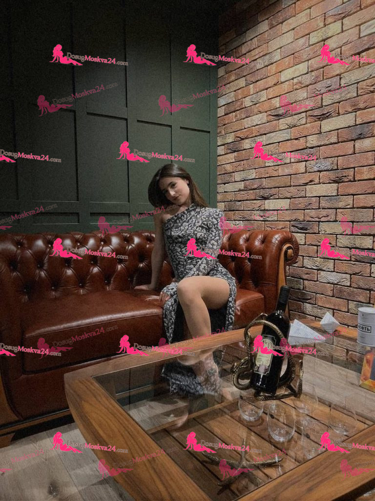 Проститутка Настя - грудь 2, рост 166 см, вес 55 кг, цвет волос Брюнетки, национальность Русские, Славянки