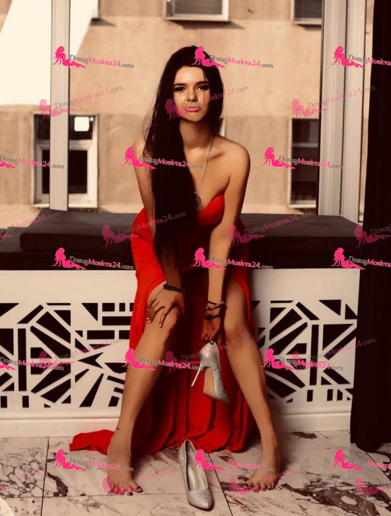 Проститутка Карина - грудь 2.5, рост 173 см, вес 59 кг, цвет волос Брюнетки, национальность Русские, Славянки