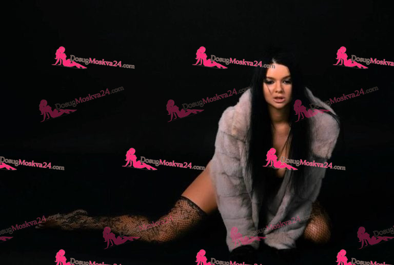 Проститутка Карина - грудь 2.5, рост 173 см, вес 59 кг, цвет волос Брюнетки, национальность Русские, Славянки