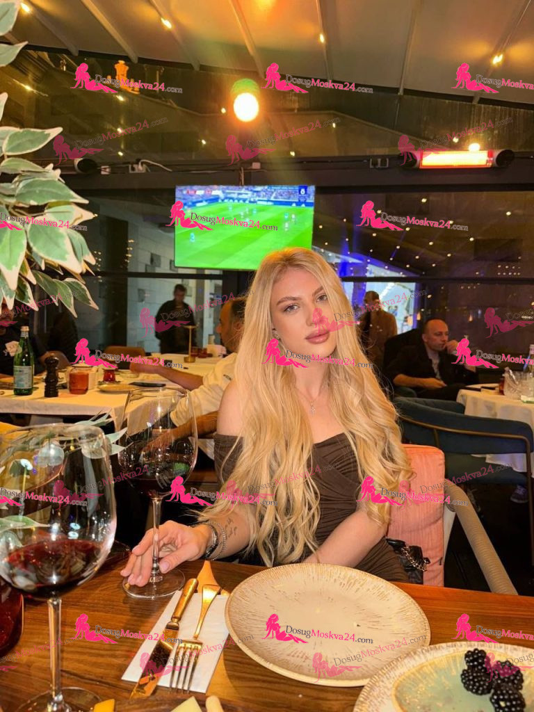 Проститутка Молли - грудь 2, рост 170 см, вес 53 кг, цвет волос Блондинки, национальность Русские, Славянки