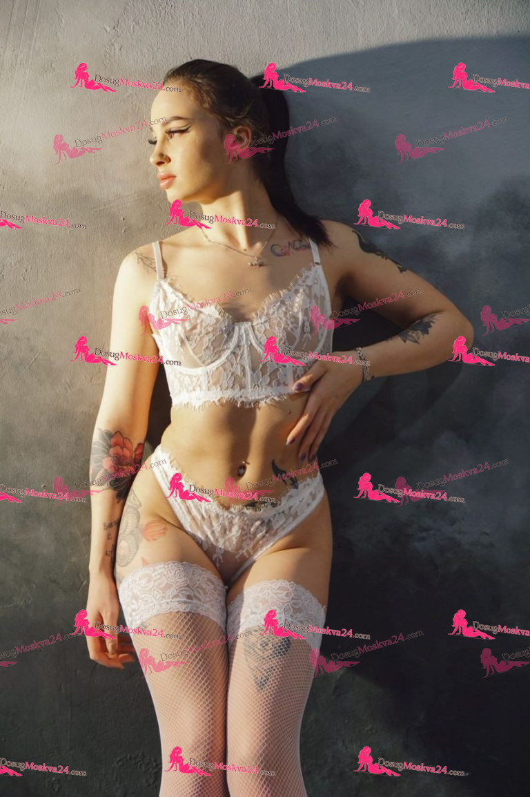 Проститутка Феникс - грудь 1, рост 167 см, вес 57 кг, цвет волос Брюнетки, национальность Русские, Славянки