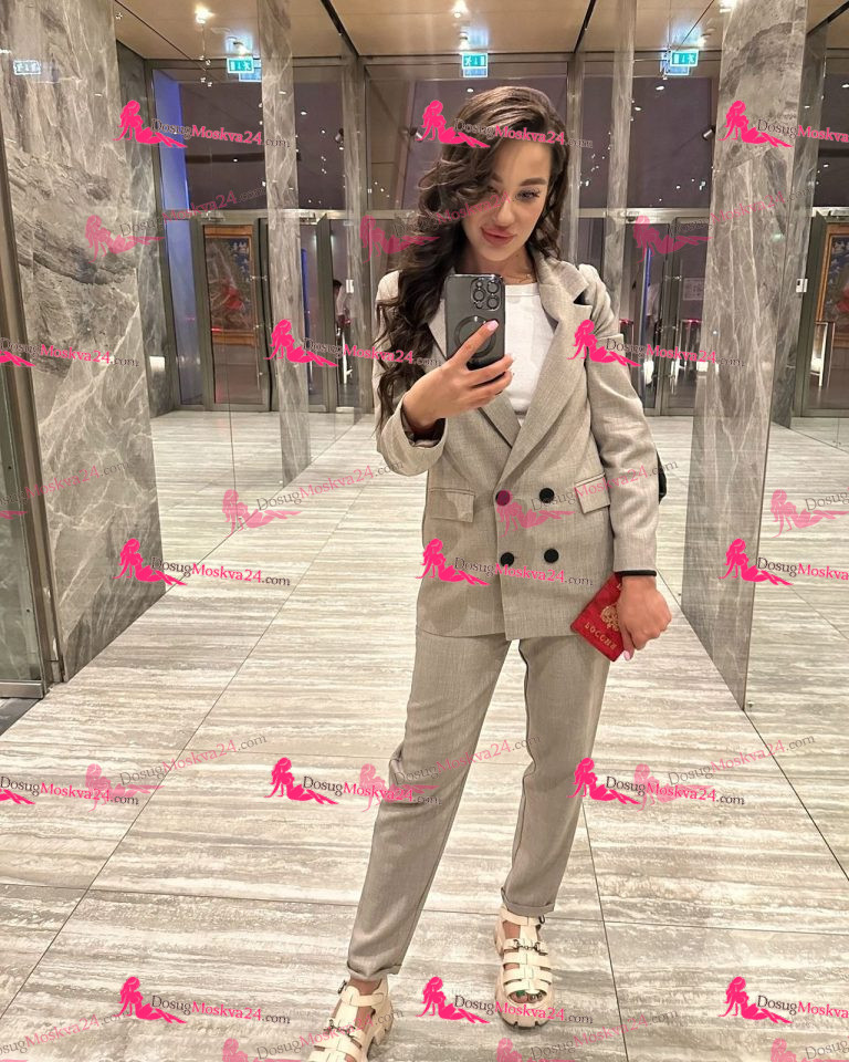 Проститутка Венера - грудь 3, рост 168 см, вес 57 кг, цвет волос Шатенки, национальность Русские, Славянки