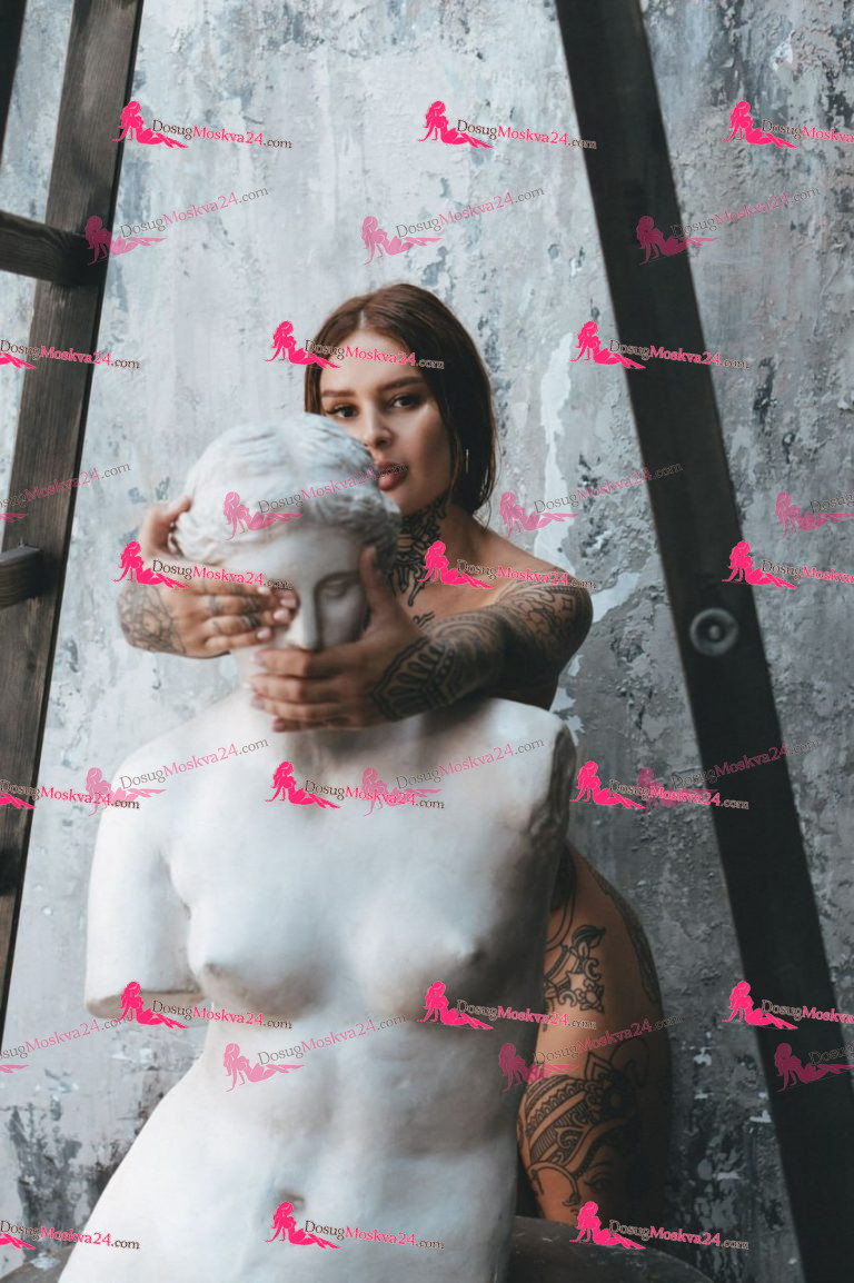 Проститутка Слава - грудь 3, рост 170 см, вес 65 кг, цвет волос Шатенки, национальность Русские, Славянки