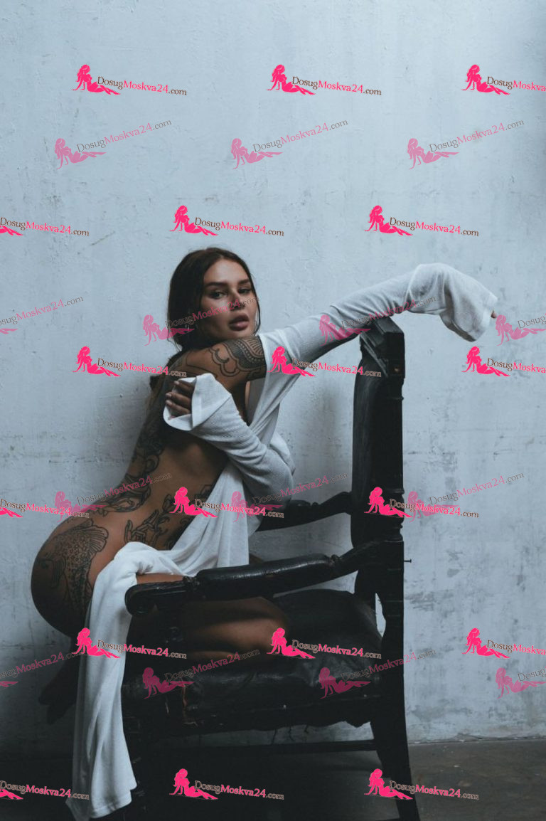 Проститутка Слава - грудь 3, рост 170 см, вес 65 кг, цвет волос Шатенки, национальность Русские, Славянки