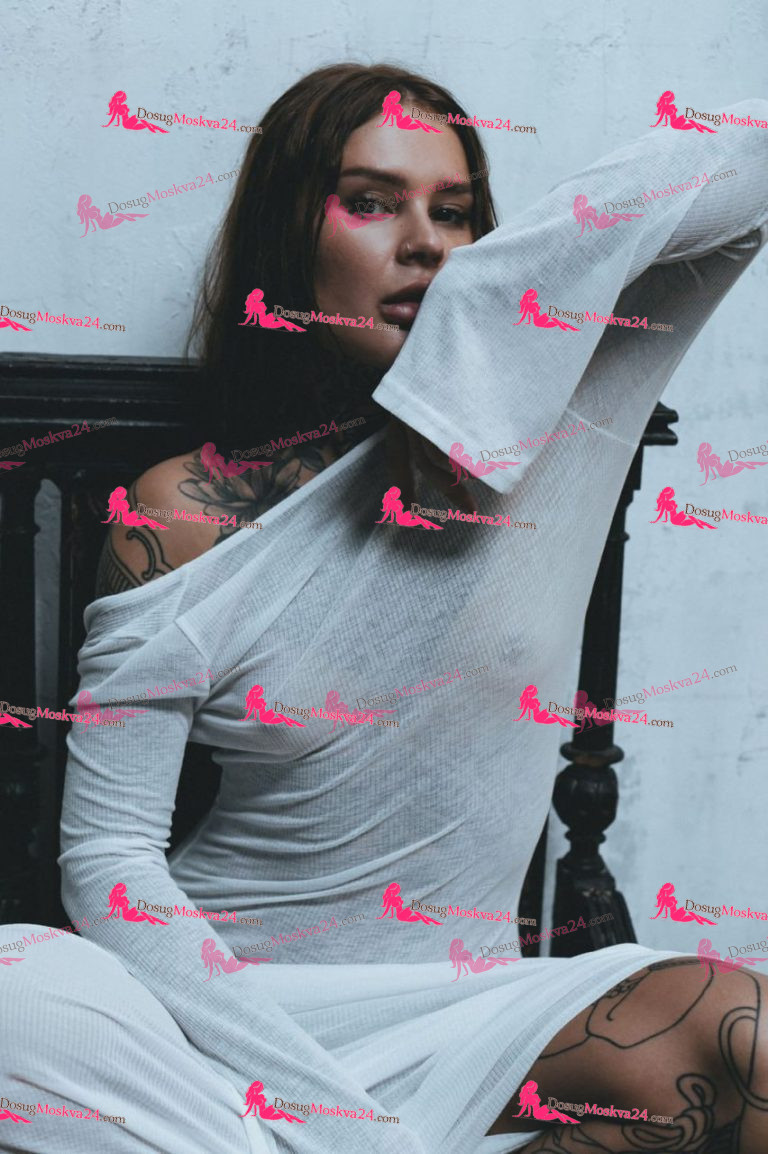 Проститутка Слава - грудь 3, рост 170 см, вес 65 кг, цвет волос Шатенки, национальность Русские, Славянки