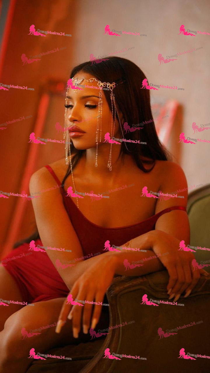 Проститутка Кейла - грудь 2, рост 167 см, вес 54 кг, цвет волос Брюнетки, национальность Азиатки