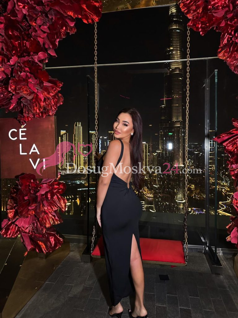 Проститутка Диди - грудь 3, рост 169 см, вес 50 кг, цвет волос Брюнетки, национальность Славянки