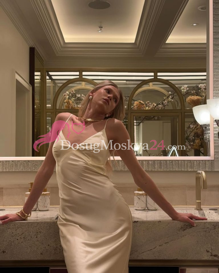 Проститутка Каролина - грудь 1, рост 175 см, вес 59 кг, цвет волос Блондинки, национальность Славянки