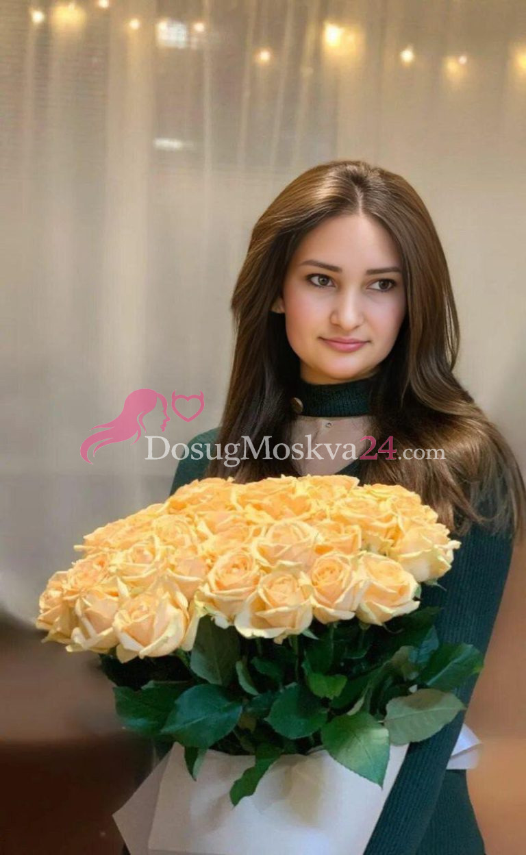 Проститутка Глориана - грудь 2, рост 160 см, вес 61 кг, цвет волос Шатенки, национальность Славянки