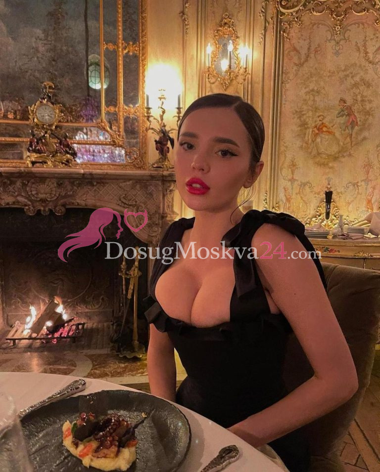 Проститутка Зельда - грудь 4, рост 168 см, вес 56 кг, цвет волос Брюнетки, национальность Славянки