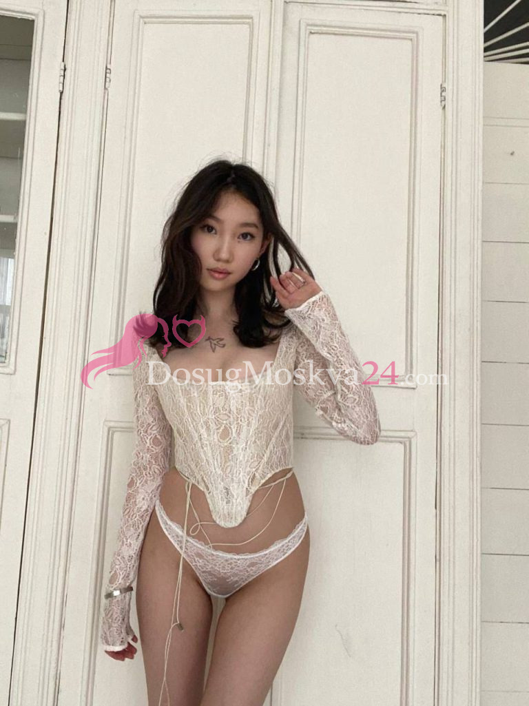 Проститутка Джейна - грудь 2, рост 165 см, вес 49 кг, цвет волос Шатенки, национальность Славянки