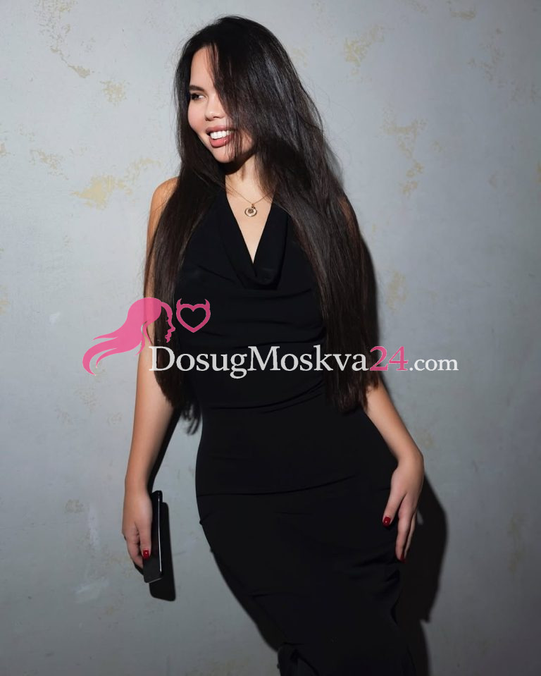 Проститутка Аделина - грудь 3, рост 175 см, вес 59 кг, цвет волос Шатенки, национальность Славянки