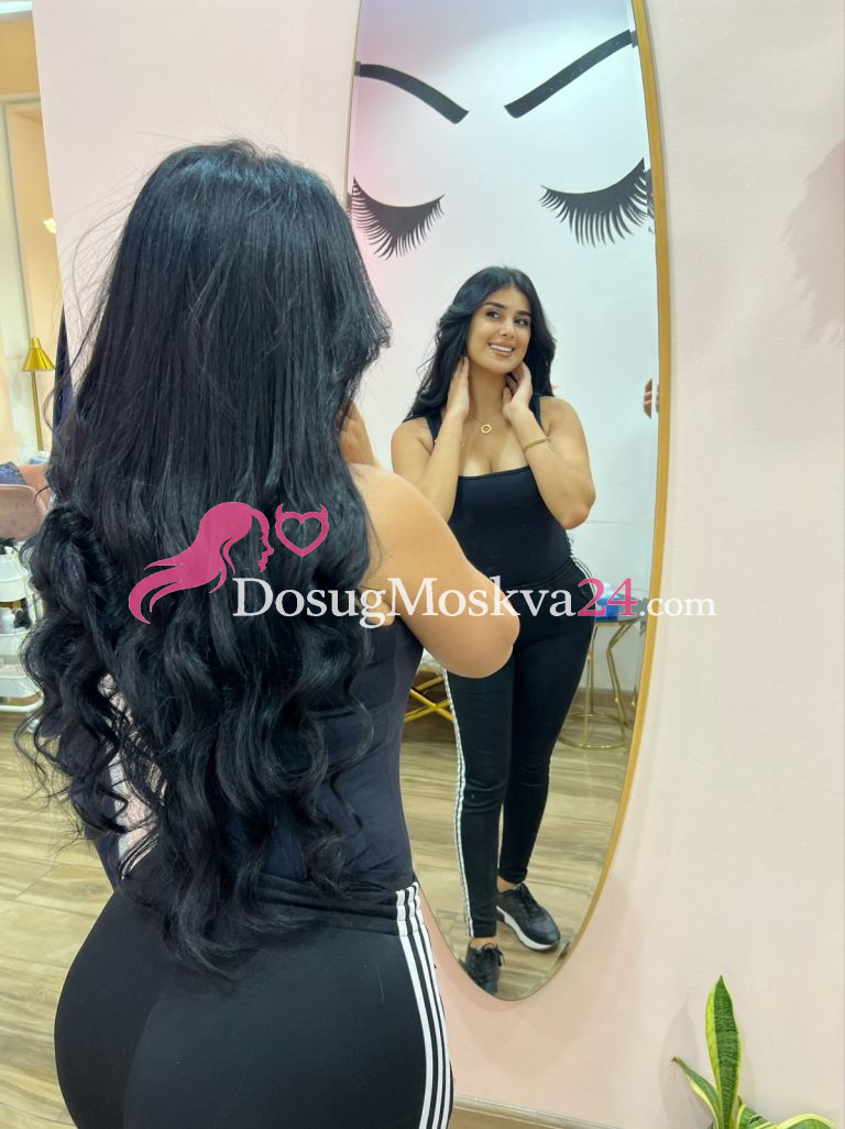 Проститутка Lilsecret - грудь 3, рост 169 см, вес 62 кг, цвет волос Шатенки, национальность Славянки