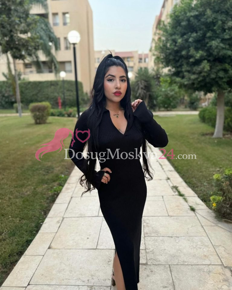 Проститутка Джулиана - грудь 2, рост 160 см, вес 52 кг, цвет волос Шатенки, национальность Негритянки