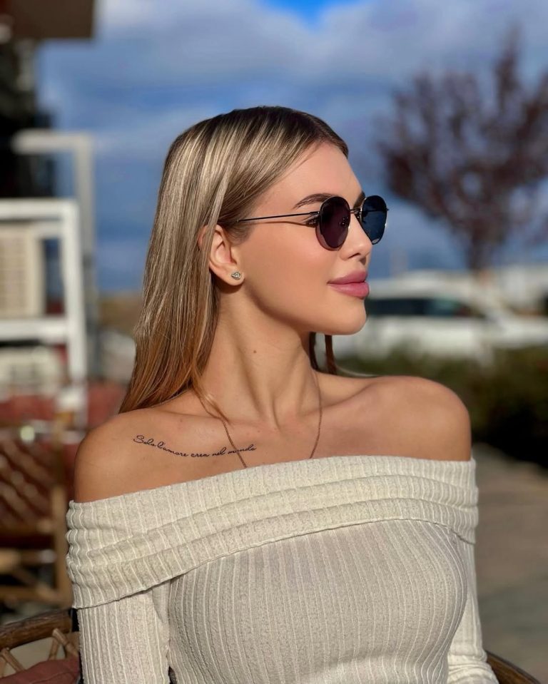 Проститутка София - грудь 2, рост 167 см, вес 55 кг, цвет волос Блондинки, национальность Славянки