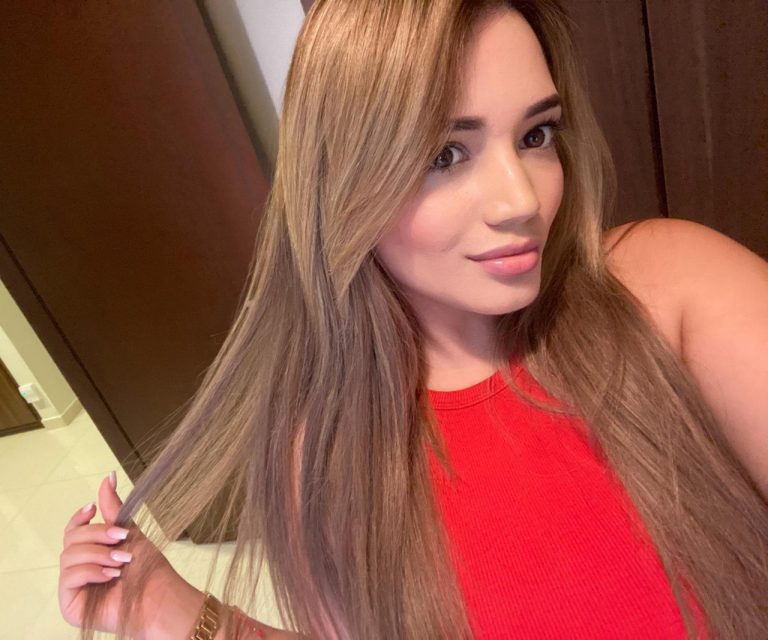 Проститутка Лючия - грудь 3, рост 158 см, вес 63 кг, цвет волос Блондинки, национальность Славянки