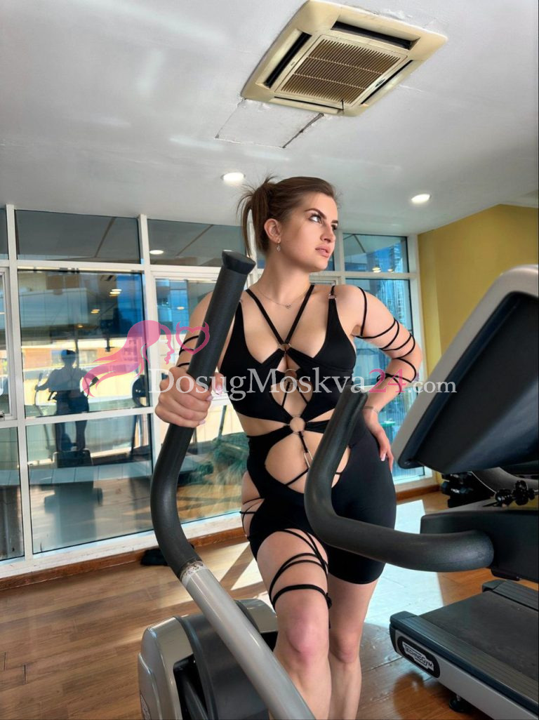 Проститутка Ирина - грудь 4, рост 175 см, вес 63 кг, цвет волос Брюнетки, национальность Славянки