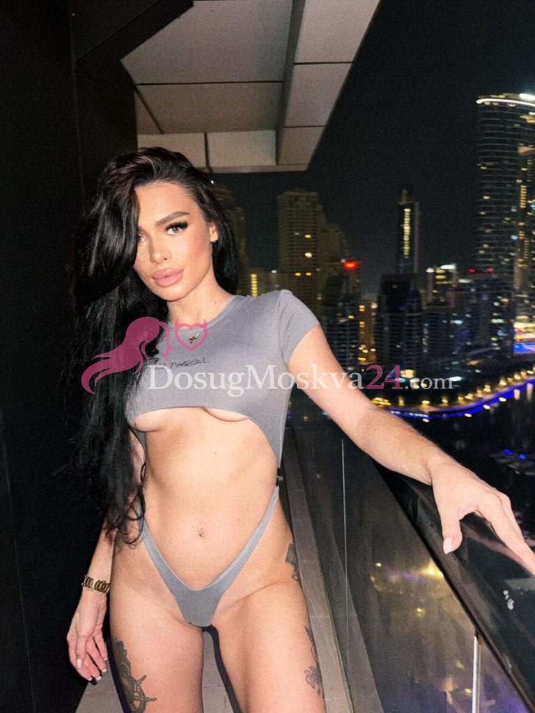 Проститутка Даяна - грудь 1, рост 170 см, вес 50 кг, цвет волос Шатенки, национальность Славянки