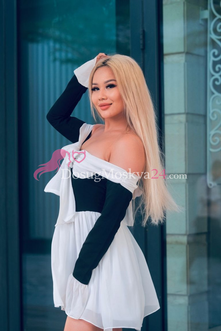 Проститутка Лалиса - грудь 2, рост 167 см, вес 52 кг, цвет волос Блондинки, национальность Славянки