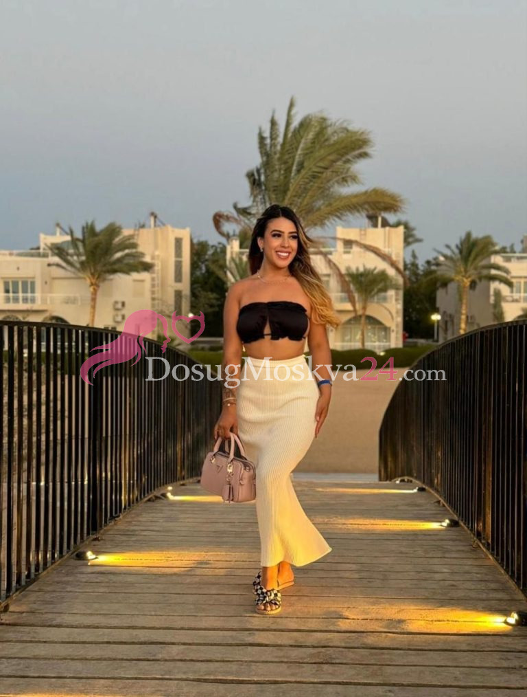 Проститутка Джорджина - грудь 2, рост 167 см, вес 65 кг, цвет волос Блондинки, национальность Славянки