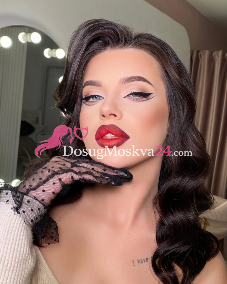 Проститутка Айви - грудь 1, рост 175 см, вес 61 кг, цвет волос Шатенки, национальность Славянки