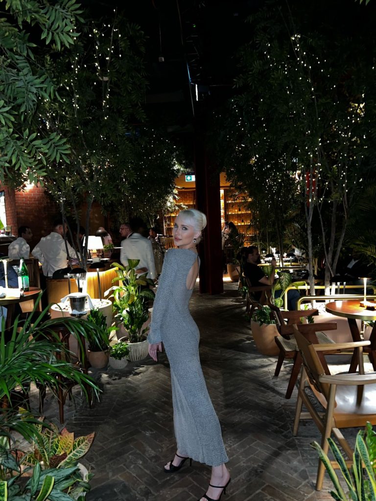 Проститутка Тати - грудь 2, рост 167 см, вес 44 кг, цвет волос Блондинки, национальность Славянки