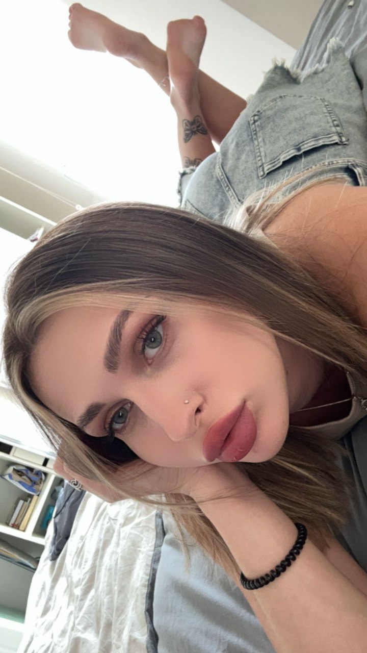 Проститутка Фиона - грудь 1, рост 170 см, вес 56 кг, цвет волос Блондинки, национальность Славянки