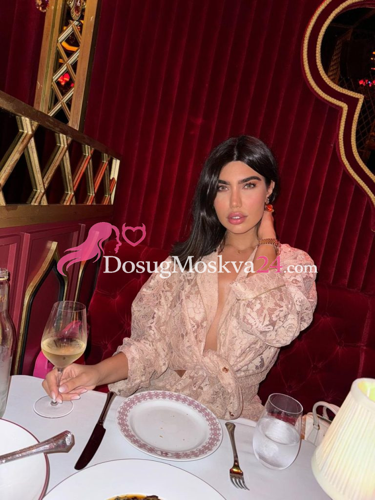 Проститутка Sulny - грудь 2, рост 178 см, вес 64 кг, цвет волос Шатенки, национальность Славянки