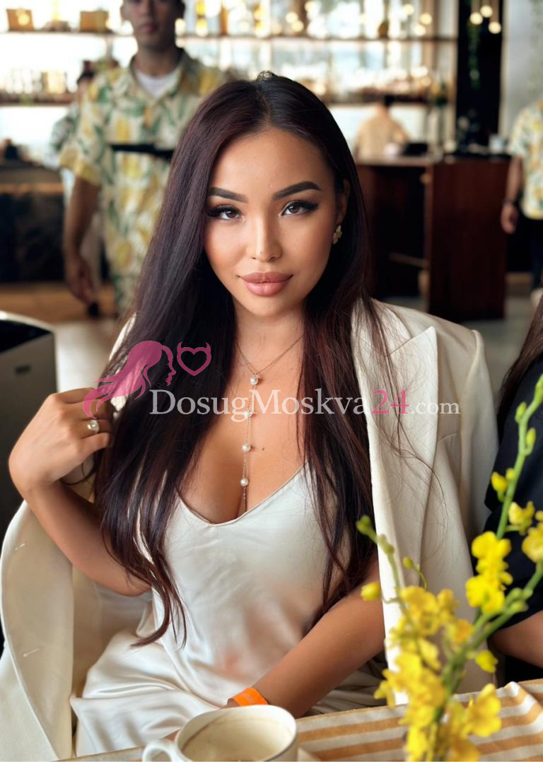 Проститутка Диди - грудь 3, рост 169 см, вес 50 кг, цвет волос Брюнетки, национальность Славянки