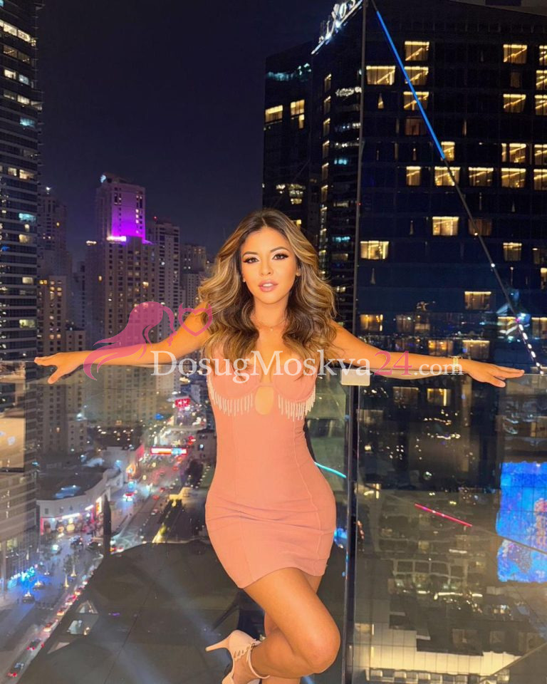 Проститутка Лис - грудь 2, рост 165 см, вес 49 кг, цвет волос Брюнетки, национальность Русские