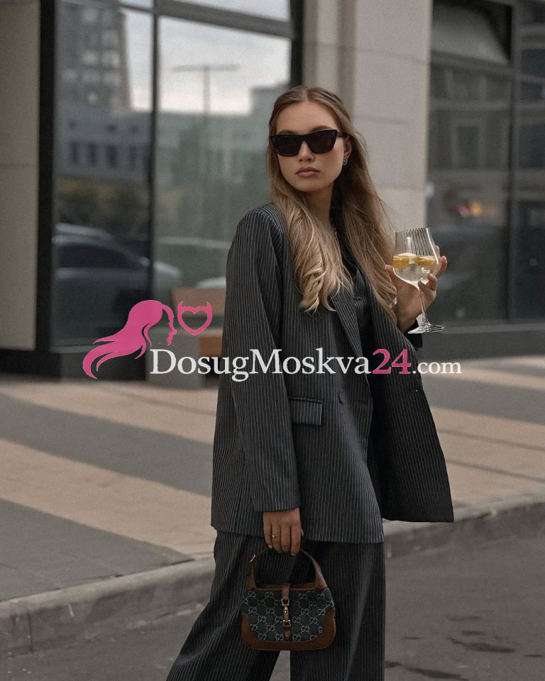 Проститутка Александра - грудь 1, рост 172 см, вес 58 кг, цвет волос Блондинки, национальность Славянки