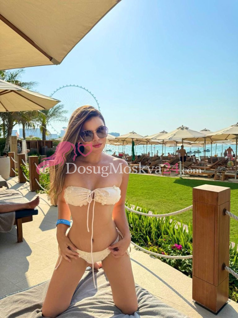 Проститутка Лис - грудь 2, рост 165 см, вес 49 кг, цвет волос Брюнетки, национальность Русские