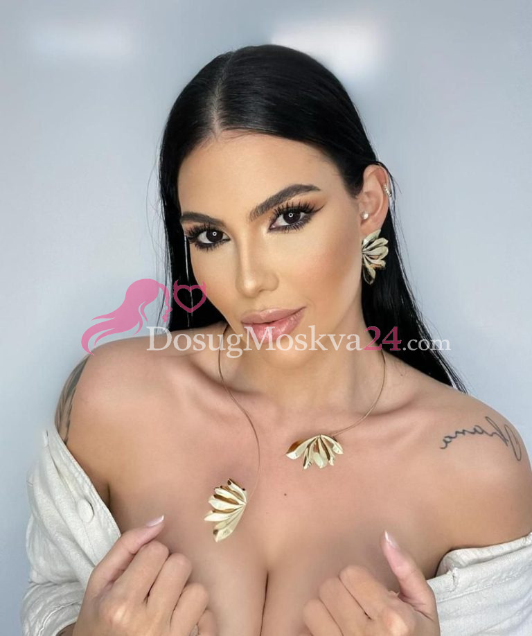 Проститутка Габи - грудь 2, рост 166 см, вес 60 кг, цвет волос Шатенки, национальность Славянки