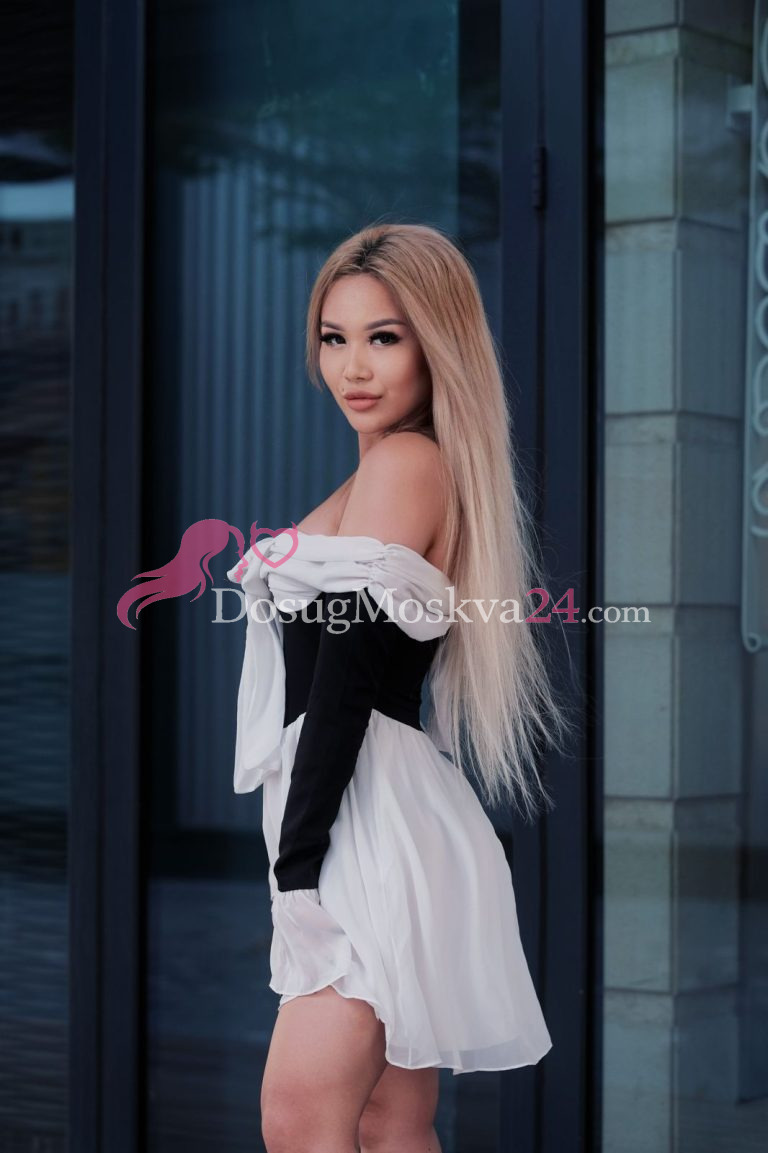 Проститутка Лалиса - грудь 2, рост 167 см, вес 52 кг, цвет волос Блондинки, национальность Славянки