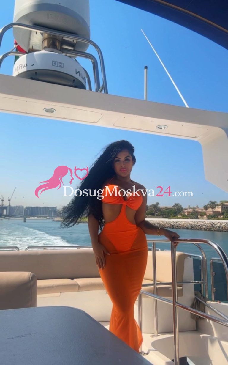 Проститутка Ayarla - грудь 3, рост 163 см, вес 66 кг, цвет волос Шатенки, национальность Украинки